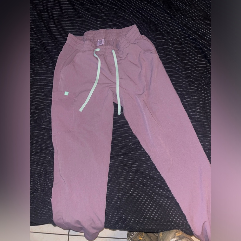 Dusty Purple Garde Malade Scrubs